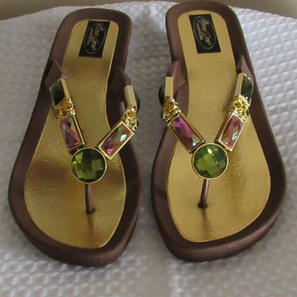 Brand new Brown sandals 6 - 7 - 9- Firm Price - Picture 7 of 10